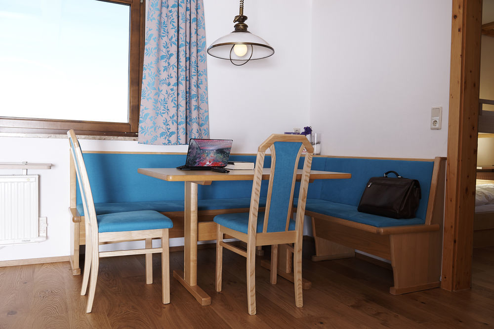 Aparthotel Hutter Gmbh Katschberghöhe Zewnętrze zdjęcie